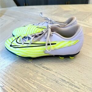 Nike Phantom GX Academy Cleats Kids  3Y White Yellow DD9549-705 Soccer Football